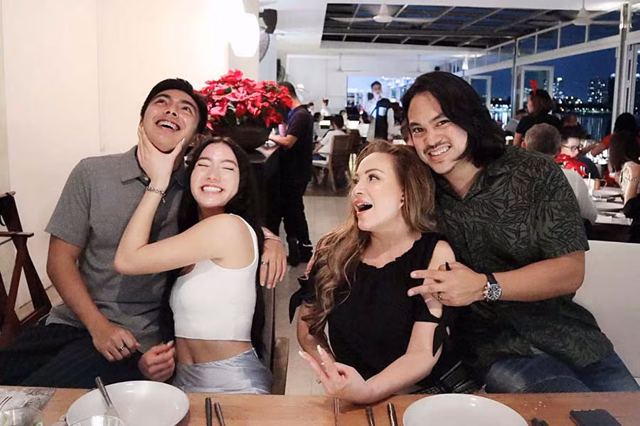 Hiện tại, mối quan hệ giữa Thanh Hà và bạn trai kém tuổi nhận được sự ủng hộ của nhiều người, đặc biệt là cô con gái Quỳnh Tiên.