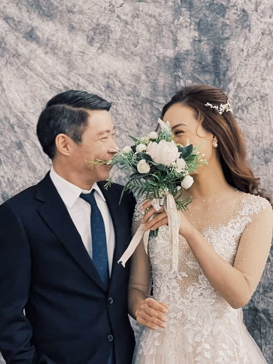 Công Lý cho biết trong lần tổ chức tiệc cưới này, đám cưới sẽ diễn ra theo hình thức riêng tư, hạn chế truyền thông tác nghiệp.