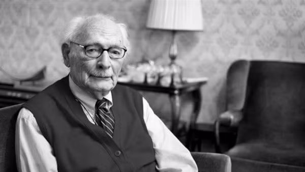 Những người hùng trong nạn diệt chủng ảnh 3