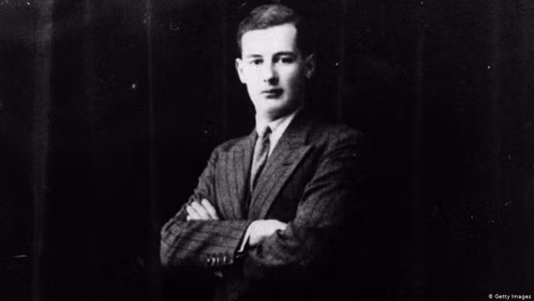 Những người hùng trong nạn diệt chủng ảnh 2