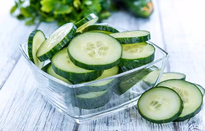 9 thực phẩm tuyệt vời làm dịu làn da bị cháy nắng