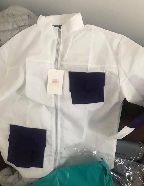 ...nhưng hàng nhận về quá khác xa nhau. ...nhưng hàng nhận về quá khác xa nhau.