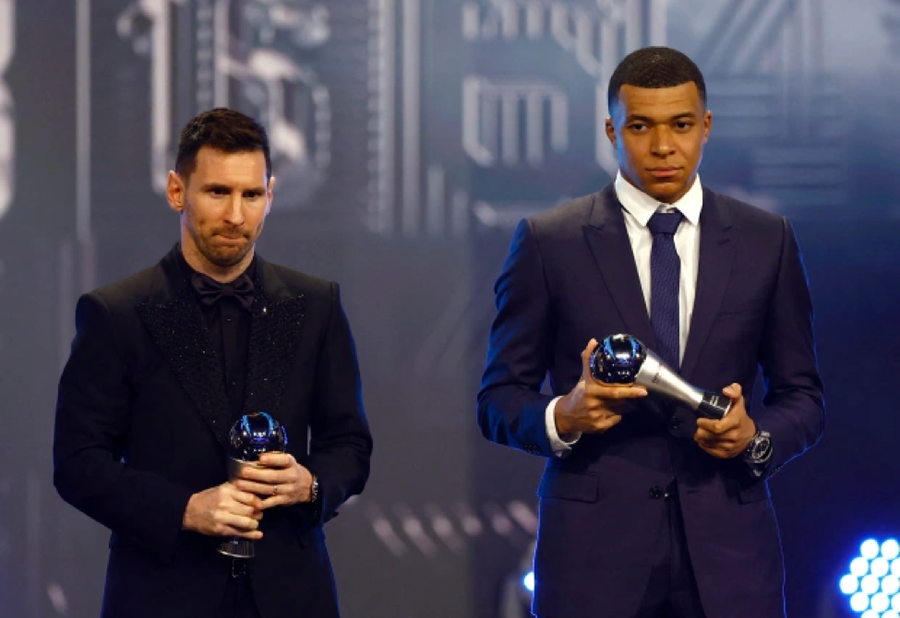 Messi thắng giải FIFA The Best 2022, sánh ngang Ronaldo ảnh 4 Messi thắng giải FIFA The Best 2022, sánh ngang Ronaldo ảnh 4