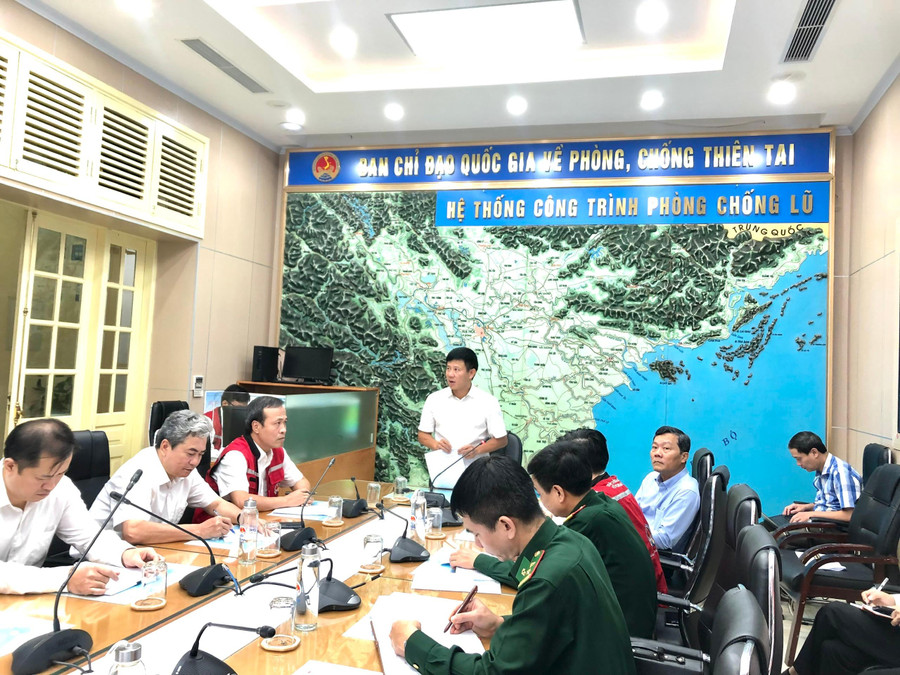 Ông Phạm Đức Luận - Phó Tổng cục trưởng Tổng cục Phòng chống thiên tai phát biểu chỉ đạo tại cuộc họp. Ảnh: TCPCTT. Ông Phạm Đức Luận - Phó Tổng cục trưởng Tổng cục Phòng chống thiên tai phát biểu chỉ đạo tại cuộc họp. Ảnh: TCPCTT.