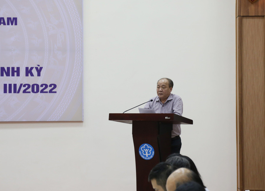 Ông Đỗ Ngọc Thọ, Trưởng Ban thực hiện chính sách BHXH phát biểu tại Hội nghị cung cấp thông tin định kỳ về BHXH, bảo hiểm y tế (BHYT), bảo hiểm thất nghiệp (BHTN) do BHXH Việt Nam tổ chức. Ảnh: BHXH.