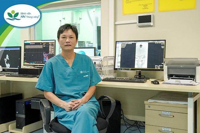 ThS. BSCKII Lê Đình Công – Trưởng Đơn vị Điện quang can thiệp, Phó Trưởng khoa Chẩn đoán hình ảnh, Bệnh viện Nhi Trung ương. Ảnh: BV. ThS. BSCKII Lê Đình Công – Trưởng Đơn vị Điện quang can thiệp, Phó Trưởng khoa Chẩn đoán hình ảnh, Bệnh viện Nhi Trung ương. Ảnh: BV.