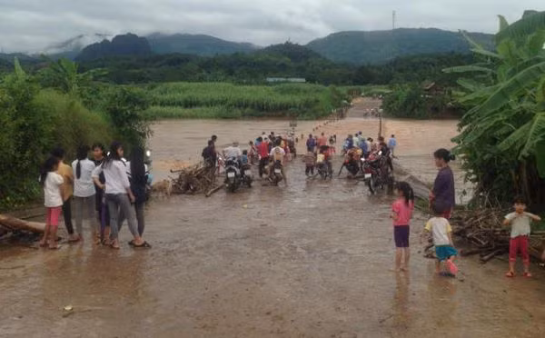 Quảng Ngãi, Bình Định, Phú Yên, bắc Khánh Hòa lũ sông vượt báo động 3 (Internet)