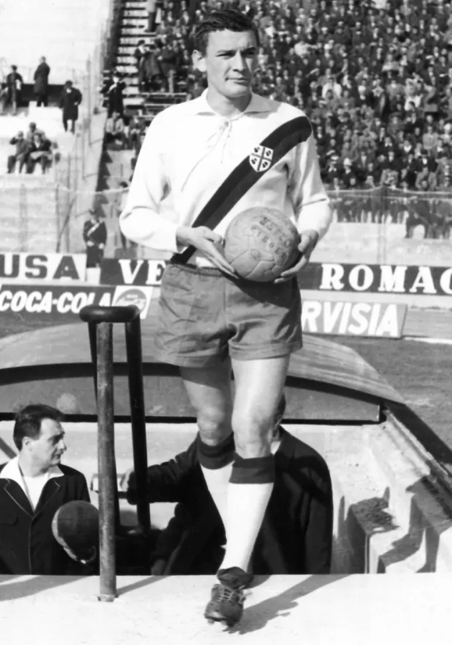 Huyền thoại Riva đã dành gần như toàn bộ sự nghiệp của mình cho Cagliari.