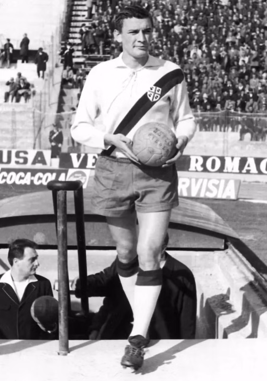 Huyền thoại Riva đã dành gần như toàn bộ sự nghiệp của mình cho Cagliari.