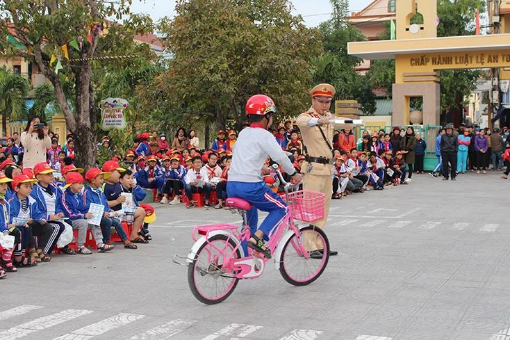 Tăng cường nhận thức, kỹ năng cho học sinh về ATGT