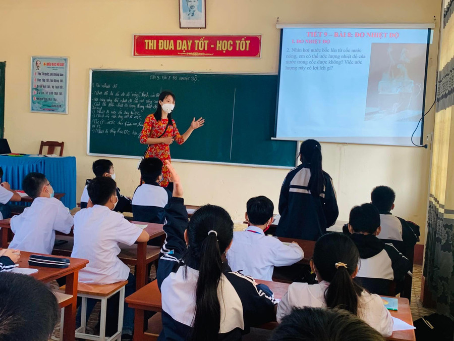 Giáo dục hiệu quả hơn khi vị thế giáo viên luôn được thể hiện Giáo dục hiệu quả hơn khi vị thế giáo viên luôn được thể hiện