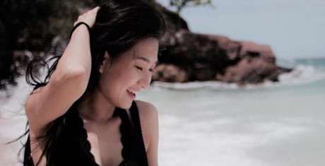 Vẻ quyến rũ của cô gái từng bị Ve quyen ru cua co gai tung bi