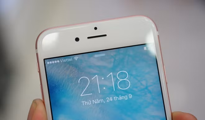 Mở hộp iPhone 6s màu vàng hồng tại Việt Nam ảnh 11