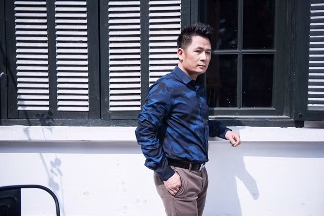 Khi nghệ sĩ không hot bằng… cái điếu cày