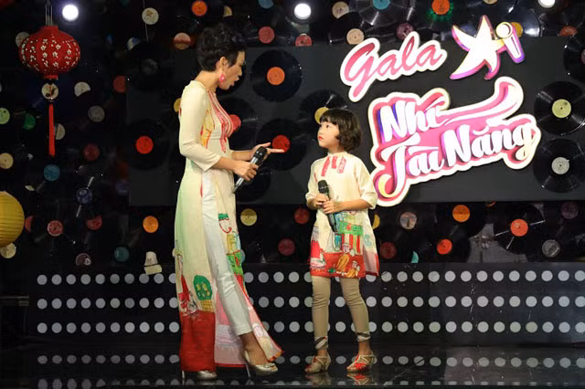  Thái Thùy Linh rất khắt khe trong việc dạy dỗ con cái nhất là trong lĩnh vực ca hát. 