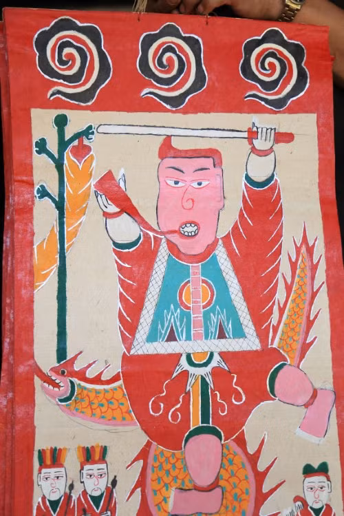 Những bức tranh do ông Đặng Phụ Quyền vẽ đều rất công phu, tỉ mỉ.