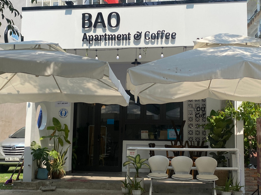 Quán cà phê Bao Apartment thực hiện mô hình nhà vệ sinh công cộng &apos;Thoải mái như ở nhà - Comfort as home&apos;.