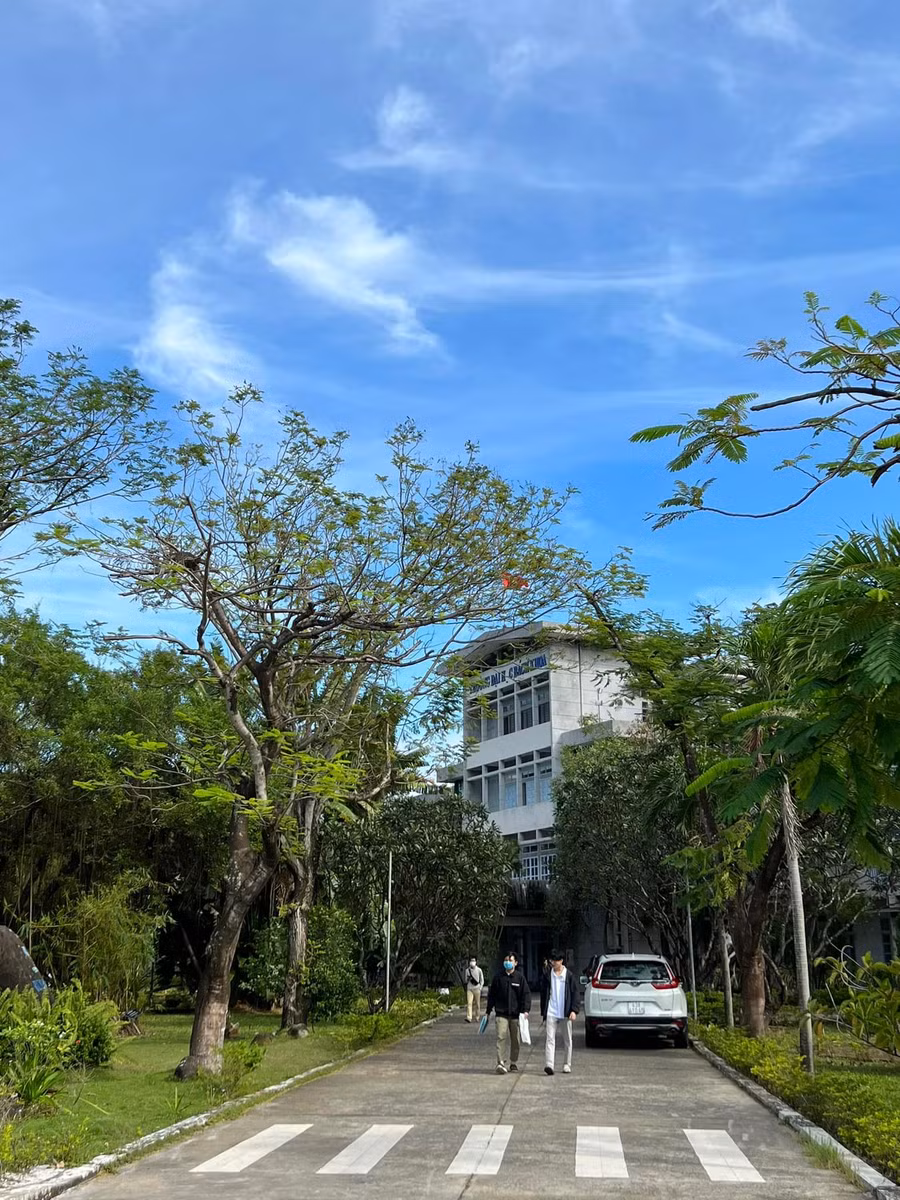 Giảng đường khu A Trường ĐH Bách khoa, ĐH Đà Nẵng vẫn còn nguyên hiện trạng và được sử dụng cho đến ngày nay.