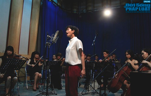 Lê Cát Trọng Lý da diết khắc khoải với  Lê Cát Trọng Lý da diết khắc khoải với