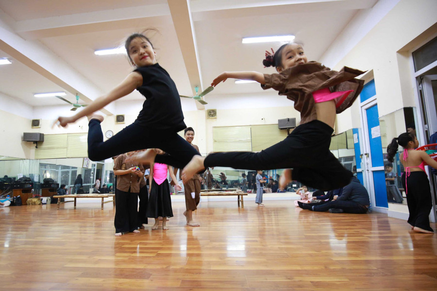 Niềm hạnh phúc riêng có của cặp dancer nổi tiếng đất Hà Thành
