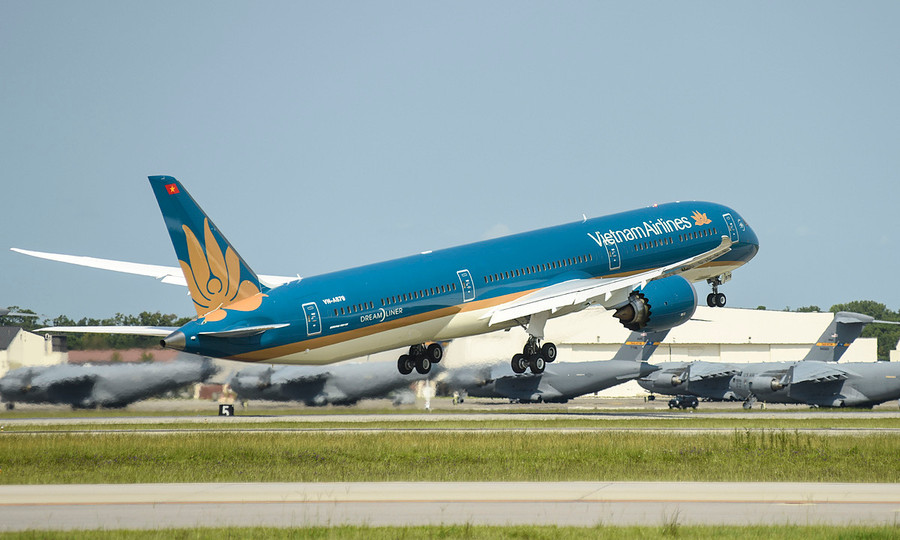 Vietnam Airlines tăng hơn 500 chuyến bay dịp Tết Nguyên đán năm 2024.