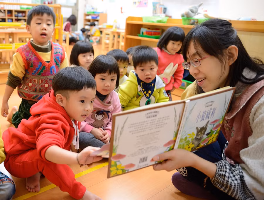 Nhiều trường mẫu giáo Trung Quốc đóng cửa do tỷ lệ sinh giảm.