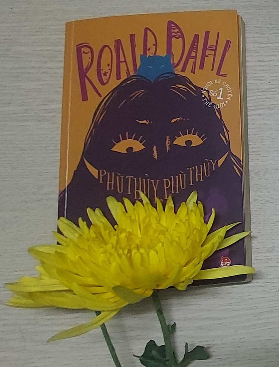 Tác phẩm &apos;Phù thủy phù thủy&apos; có thể lan tỏa tới độc giả một tình yêu thương diệu kỳ. Ảnh: Tấn Quyết