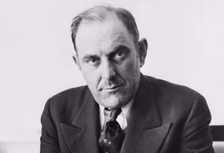 Victor Lustig.