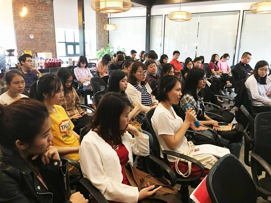 Đống đảo khách mời thm dự tọa đàm Đống đảo khách mời thm dự tọa đàm