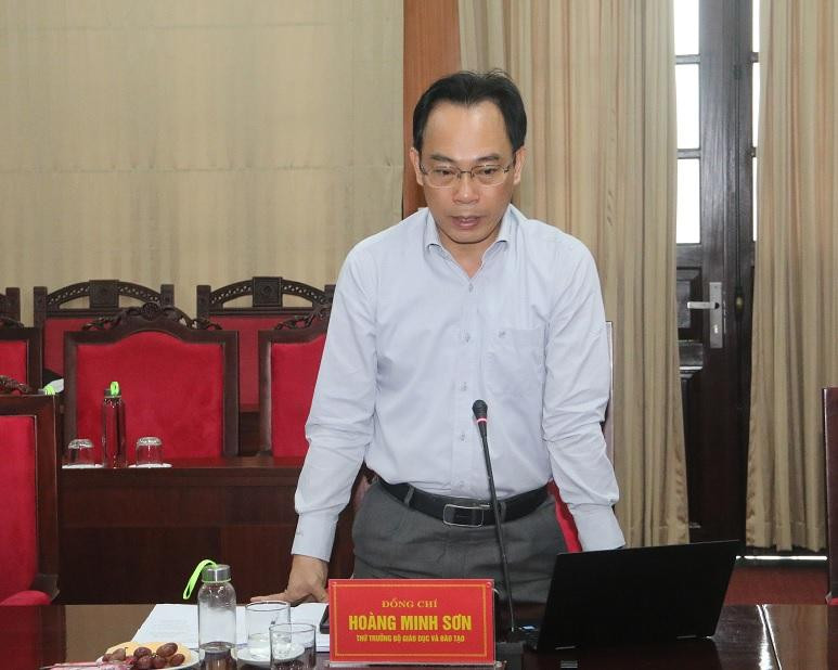 Thứ trưởng Hoàng Minh Sơn phát biểu tại Hội nghị.