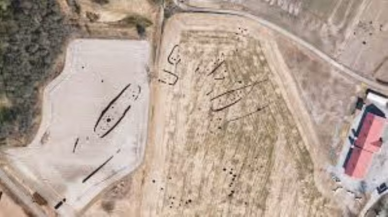 Phát hiện cụm nhà dài lớn nhất trong ngôi làng Bắc Âu cổ xưa