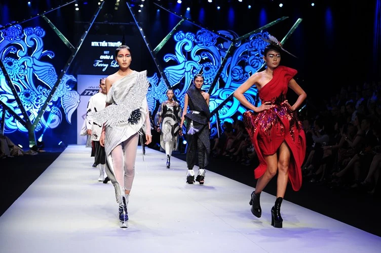 Nguyễn Tiến Truyển giành ngôi quán quân Project Runway Việt Nam