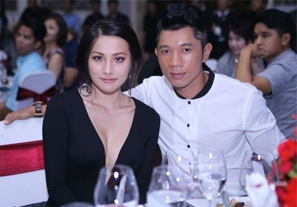 Trương Nhi và bạn trai tình tứ tại sự kiện giữa năm 2015. Ảnh: NVCC Trương Nhi và bạn trai tình tứ tại sự kiện giữa năm 2015. Ảnh: NVCC