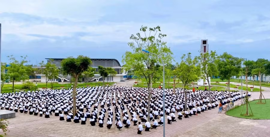 Trường THCS Vĩnh Yên.