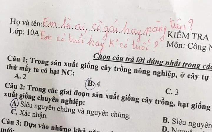 Thầy giáo lại nhắc khéo bằng dòng thơ bá đạo nhận triệu like.