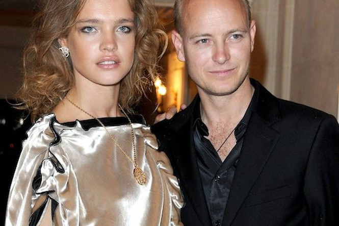 Hành trình từ cô bé bán rong thành "Lọ lem nước Nga", con dâu nhà Louis Vuitton danh giá ảnh 6 Hành trình từ cô bé bán rong thành