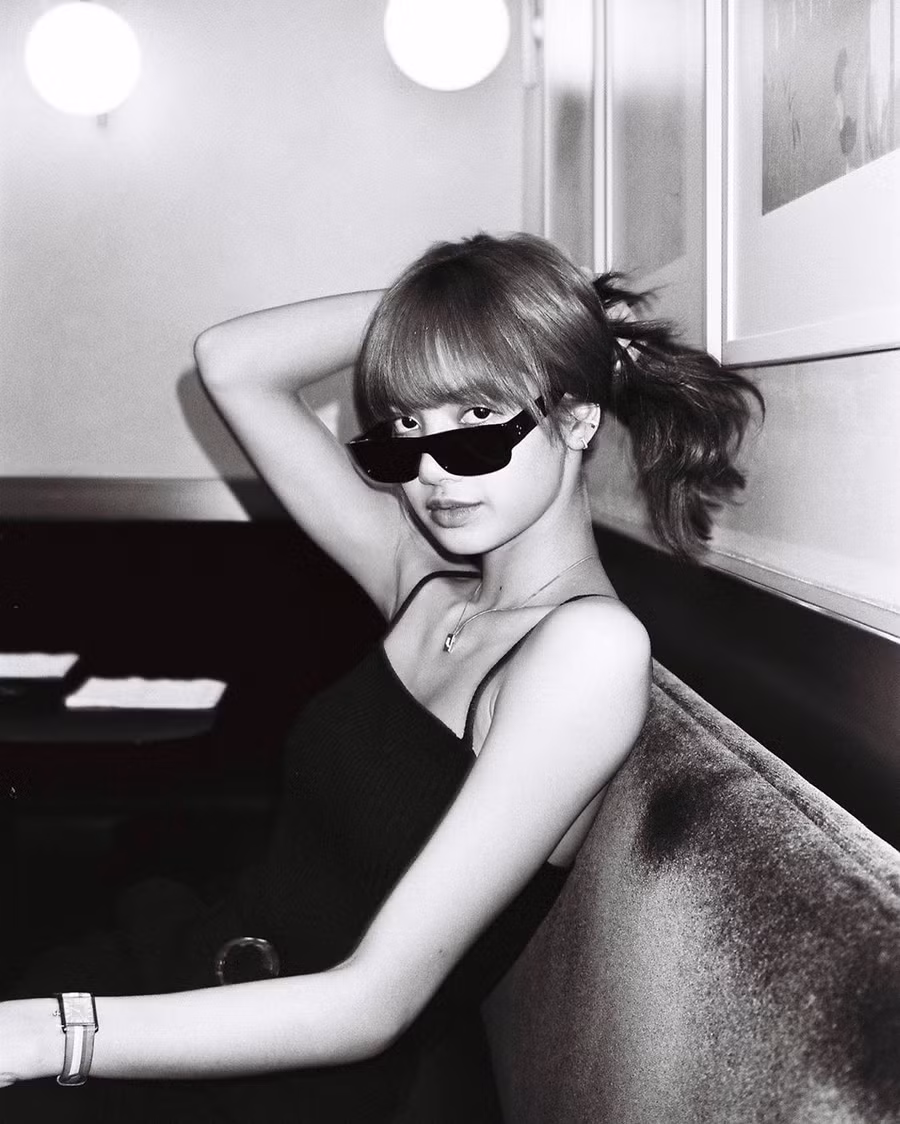 8 bức ảnh nhiều like nhất trên Instagram của Lisa BLACKPINK ảnh 1 8 bức ảnh nhiều like nhất trên Instagram của Lisa BLACKPINK ảnh 1