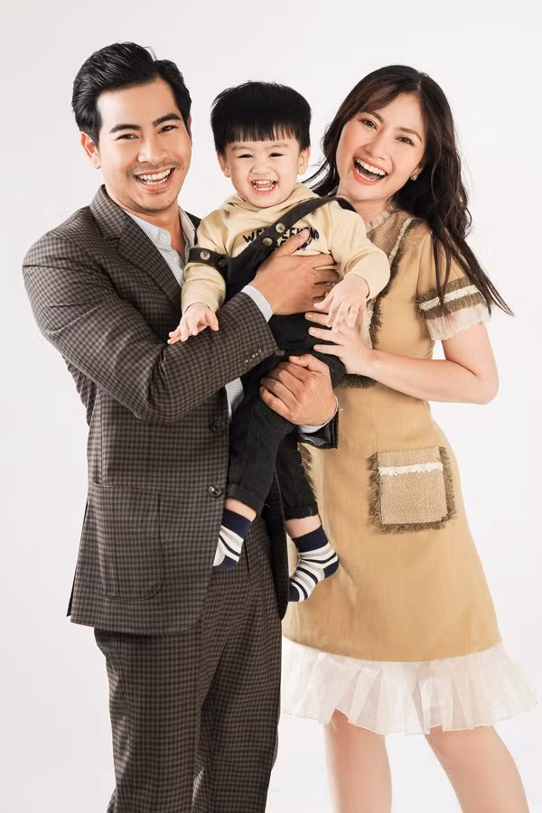 Sau lời tuyên bố ly hôn, Ngọc Lan thẳng tay xóa ảnh cưới chụp cùng Thanh Bình-4