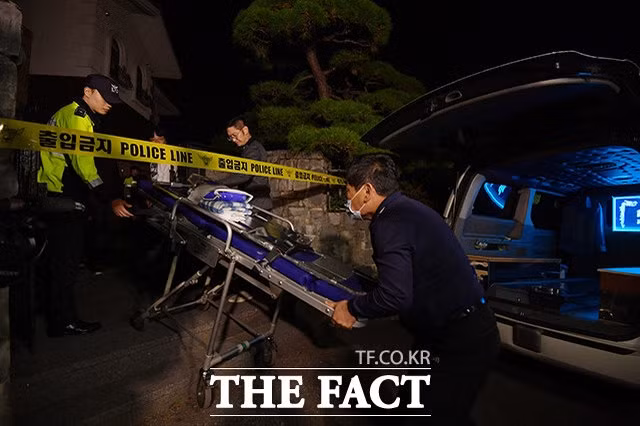 Cái chết đầy uẩn khúc của Sulli sẽ được phơi bày trên truyền hình cai chet day uan khuc cua sulli se duoc phoi bay tren truyen hinh