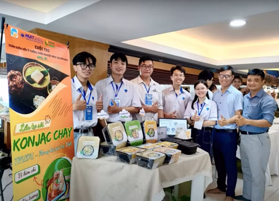 Sản phẩm lẩu tự sôi của nhóm sinh viên Trường Đại học Công Thương TPHCM.