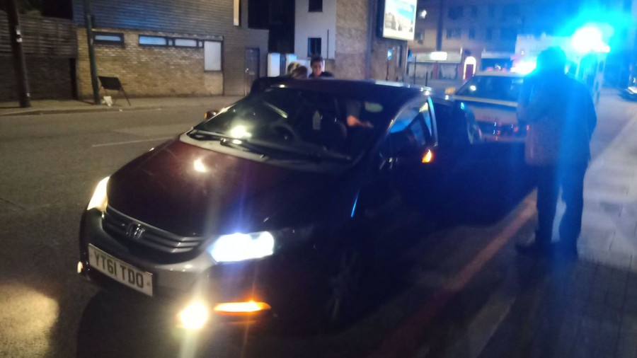 Ada đã sinh con ngay trên chiếc xe này.