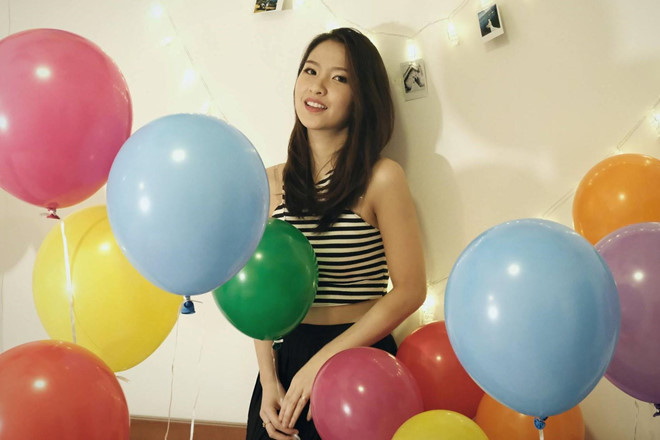 Trước khi học lên tiến sĩ, Ly tốt nghiệp ngành Sinh học và Y tiến hoá tại University of California Los Angeles (UCLA) với thành tích nằm trong top 5% xuất sắc của trường. Cô có công trình nghiên cứu về thuốc có khả năng thuyên giảm những bệnh liên quan rối loạn hình thành mạch máu, trong đó có bệnh mù, ung thư và di căn. 9X cũng từng giành giải thưởng thuyết trình nghiên cứu tại Hội nghị GTCbio Drug Discovery được tổ chức tại Mỹ vào năm 2015.