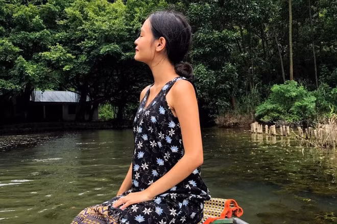 Năm 2014, An trở thành "học giả trẻ toàn cầu" tại Đại học Yale (Yale Young Global Scholars) chuyên đề An ninh và Quan hệ quốc tế. Một năm sau, cô cùng 5 người bạn sáng lập tổ chức phi lợi nhuận nhằm hỗ trợ về học tập cho học sinh ở những nơi khó khăn, chủ yếu ở Việt Nam, Ấn Độ, Hàn Quốc và Texas. Nữ sinh Quảng Ngãi cũng là nhà đồng sáng lập cộng đồng trẻ Viet Youth Service. Năm 2014, An trở thành "học giả trẻ toàn cầu" tại Đại học Yale (Yale Young Global Scholars) chuyên đề An ninh và Quan hệ quốc tế. Một năm sau, cô cùng 5 người bạn sáng lập tổ chức phi lợi nhuận nhằm hỗ trợ về học tập cho học sinh ở những nơi khó khăn, chủ yếu ở Việt Nam, Ấn Độ, Hàn Quốc và Texas. Nữ sinh Quảng Ngãi cũng là nhà đồng sáng lập cộng đồng trẻ Viet Youth Service.