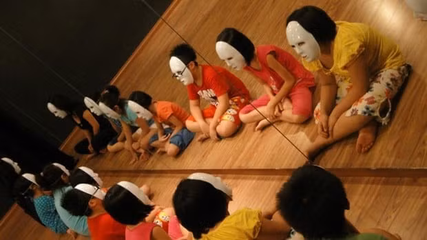 Nghệ thuật là phương thuốc trị liệu hiệu quả đối với người mắc chứng tự kỷ. Ảnh: Nghệ sĩ múa Bùi Tuyết Minh