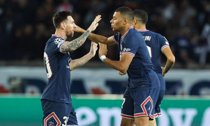 Messi và Mbappe cùng nhau toả sáng giúp PSG giành trọn 3 điểm.