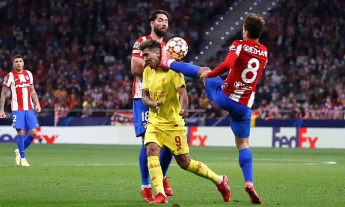 Griezmann từ người hùng hoá tội đồ trong trận thua của Atletico Madrid.