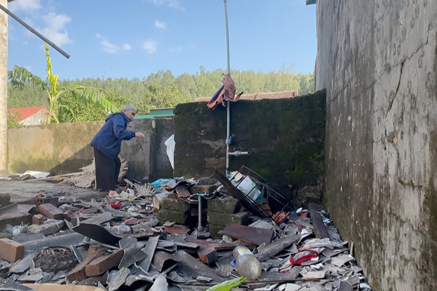 Hiện trường vụ nổ ở xã Đỉnh Bàn do chế tạo pháo. Ảnh: Hà Phương Hiện trường vụ nổ ở xã Đỉnh Bàn do chế tạo pháo. Ảnh: Hà Phương