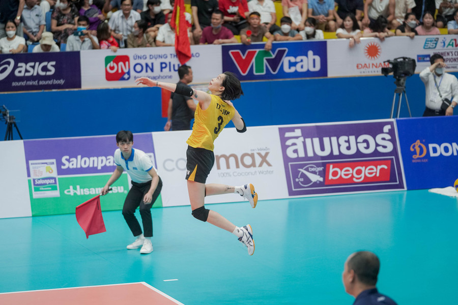 Chủ công Trần Thị Thanh Thúy sẽ tham dự ASIAD 19. Chủ công Trần Thị Thanh Thúy sẽ tham dự ASIAD 19.