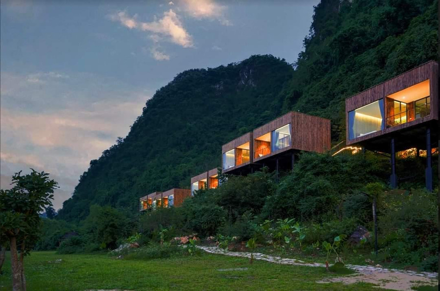 Một cơ sở lưu trú tại huyện miền núi Minh Hóa, Quảng Bình được đầu tư xây dựng bên triền núi, rất thân thiện với môi trường. (Ảnh: Oxalis cung cấp). Một cơ sở lưu trú tại huyện miền núi Minh Hóa, Quảng Bình được đầu tư xây dựng bên triền núi, rất thân thiện với môi trường. (Ảnh: Oxalis cung cấp).