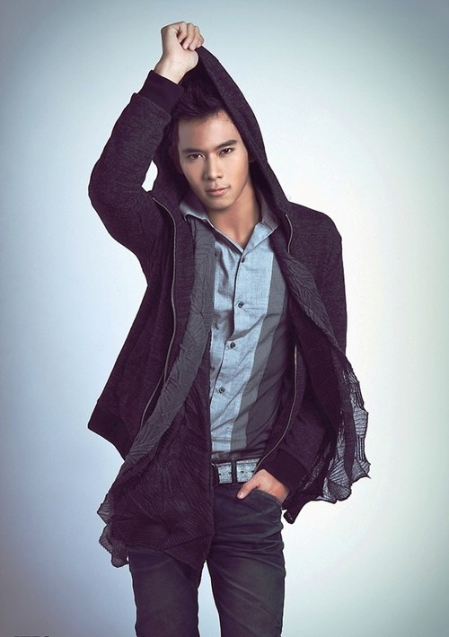 Hồ Vĩnh Khoa chủ động tìm đến Vũ Ngọc Đãng để thử vai trong bộ phim Con ma nhà họ Vương. f